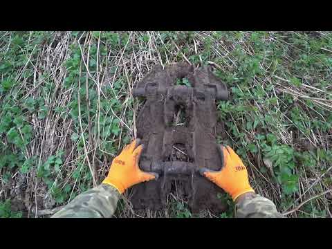 Видео: ЗДЕСЬ РАБОТАЛА ТЕХНИКА! ЗНАЧИТ МЕТАЛЛ ДОЛЖЕН БЫТЬ!