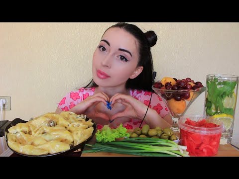 Видео: МЕНЯЕТСЯ РАДИ ПАРНЯ/ Mukbang asmr / Ayka Emilly
