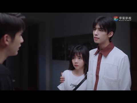 Видео: Он обнаружил, что его брат и главная героиня мило вместе, и почувствовал, что его снова бросили.