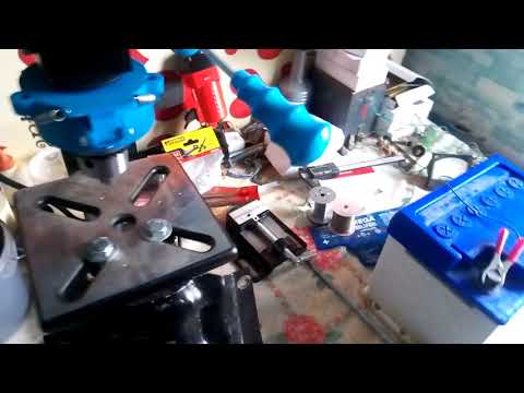 Видео: Устройство для натягивания проволоки на рамки