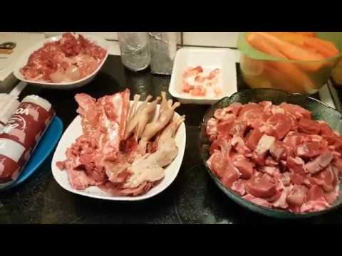 Видео: Рецепт сырого натурального питания для собак 10.