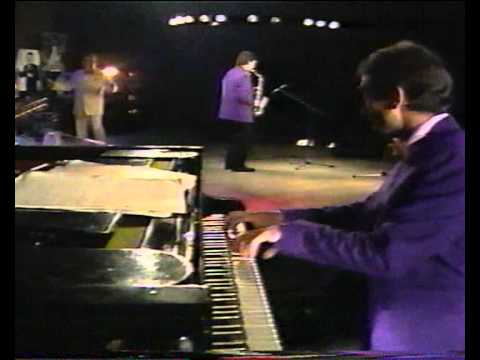 Видео: Оркестр Кима Назаретова 1993 год