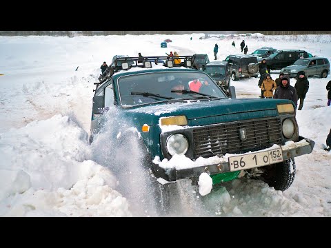 Видео: НИВА на 20-х колесах на ЦАРЬ ГОРЫ против УАЗ, TOYOTA, RAM, L200, JEEP. Редкая УАЗ БУХАНКА