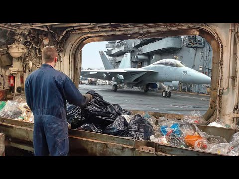 Видео: Как авианосцы ежедневно справляются с тоннами мусора и отходов в море, имея на борту 5000 моряков