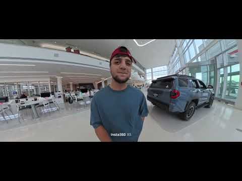 Видео: Салон Toyota Америка да 