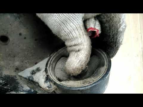 Видео: Меняю подушки двигателя SR20DE на Nissan avenir