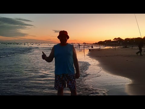 Видео: Китай,Бэйдайхэ.Из жизни отдыхающих. 12 сентября 2024 года.