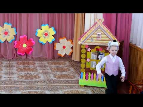 Видео: 8 Марта в старшей группе