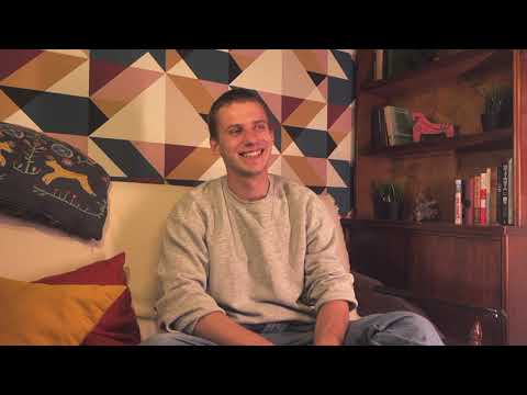 Видео: Пётр Валентинович задаёт вопросы Антону Безлуцкому.