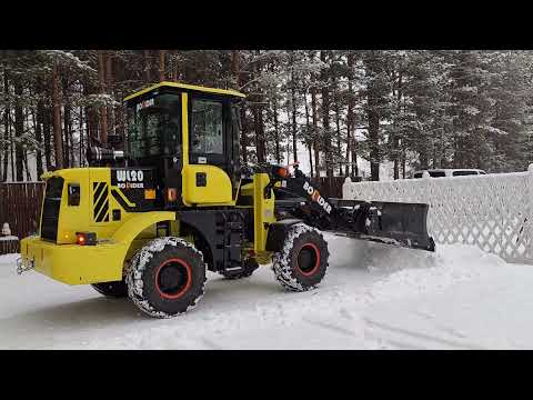 Видео: Boulder WL20 фронтальный погрузчик, отвал для снега.