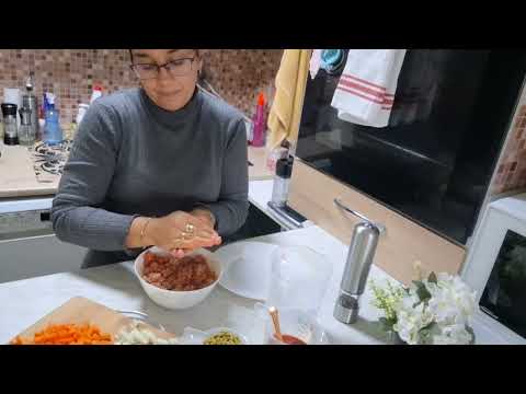 Видео: Яхния с кюфтенца