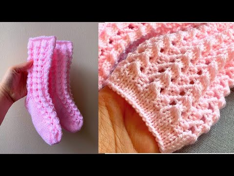 Видео: SUPER EASY AJOUR PATTERN INSTEAD OF ELASTIC (#knittingsocks #вязаныеноски)