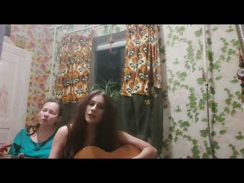 Видео: Frohe Schaukel. Крылатые качели. Исполняют Оксана и Анна Куст.