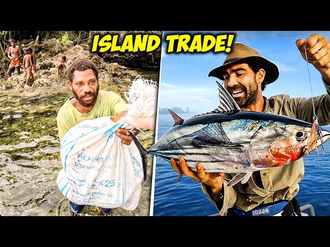 Видео: ГДЕ НЕТ НАЛИЧНЫХ: Тунец вместо кавы в отдаленной деревне