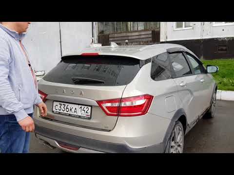 Видео: LADA VESTA SW CROSS детальный обзор багажника, и проверка уровня масла.