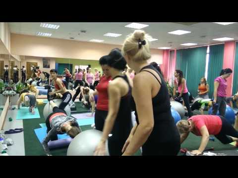 Видео: БЫСТРО ХУДЕЕМ НА КРУГОВОЙ ТРЕНИРОВКЕ