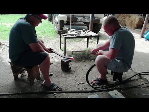 Видео: Как отковать стертое долото. Кузнечные работы.