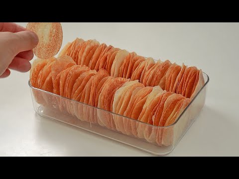 Видео: Не жарить! Картофельные чипсы с хрустящим луком (не обжаренные, без масла)