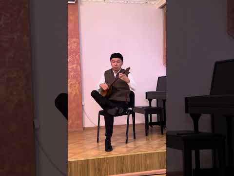 Видео: Жәнібек Жәмиев “Ақсақ құлан”