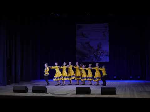 Видео: Русский танец «Я на печке молотила» Хореографическая группа "Веснушки"