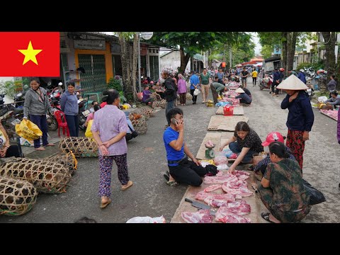 Видео: Удивительный рынок на границе Вьетнама и Китая | Культура и уличная еда в Ныокхай, Каобанг