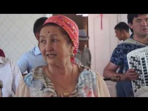 Видео: "Келші Құланға" Әсет құдағидың орындауымен. Баянмен сүйемелдеген Сауіржан