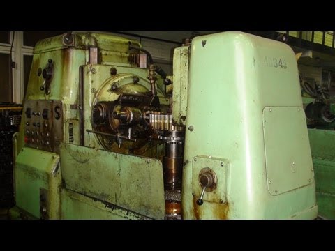 Видео: Настройка зубофрезерного станка 5К32  GEAR WHEEL