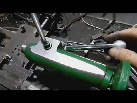 Видео: Быстросъемная задняя бабка ТВ16.