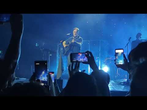 Видео: ДДТ "Метель" на концерте в Париже 25 марта 2024