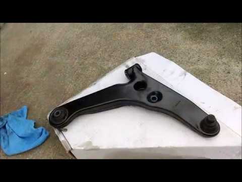 Видео: Mitsubishi Lancer 2003 ES — замена переднего нижнего рычага