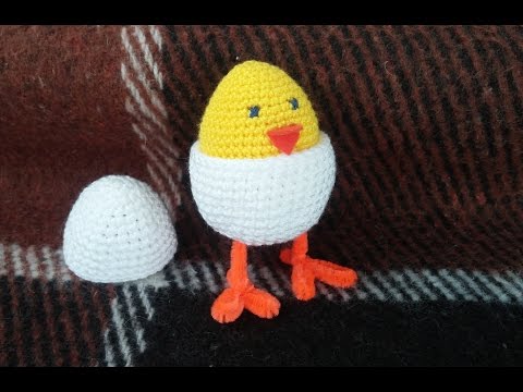 Видео: Пасхальный цыпленок вязаный крючком. Часть 2 - скорлупа,ноги,лицо