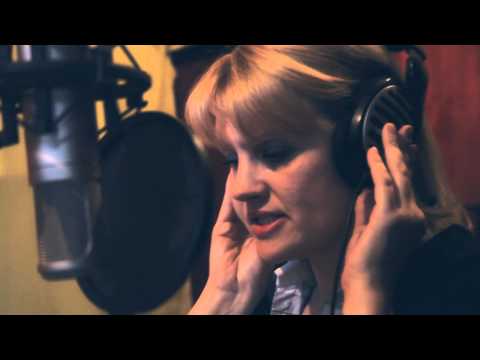 Видео: Лучшее поздравление от родителей на последний звонок