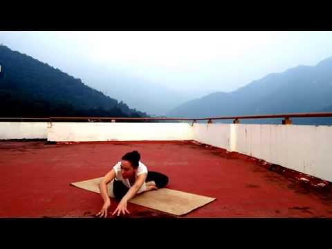 Видео: Комплекс на раскрытие тазобедренных суставов