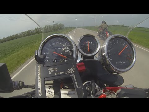 Видео: Гонки Suzuki BANDIT 1200n с VTX 1800!! Страх и сомнения  не долго длились))