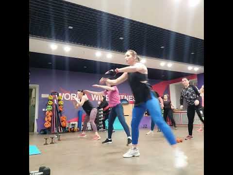 Видео: Функциональная тренировка . групповая тренировка с Ксюшей Полтарабатько