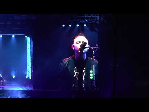 Видео: Звери - Напитки покрепче (Санкт-Петербург 03.12.2022)