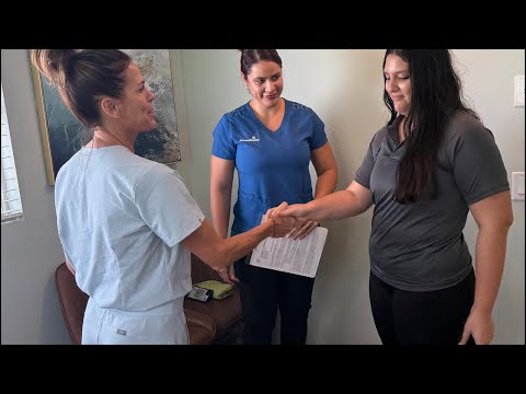 Видео: Первое приспособление юного волейболиста!