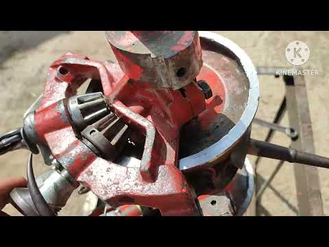 Видео: Как выставить зажигание на прессподборщике Welger