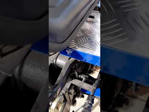 Видео: Минитрактор Русич Т30 4×4 Обзор 4 продолжаем...