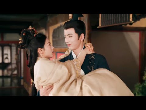 Видео: Лорд демонов забрал принцессу и рассказал ей сладкий секрет!💖Фильм #zhanglinghe #zhaojinmai