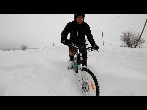 Видео: На велосипеде в поземок. ч.1. Тактика движения.
