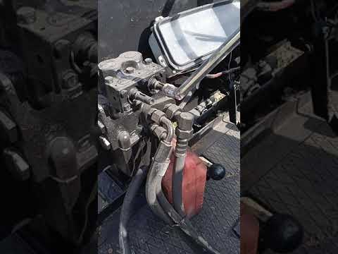 Видео: трактор з москвича