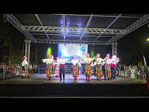 Видео: Фолклорен танцов клуб "Черно Море" Варна - Монтекатини Терме - Италия