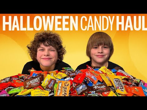 Видео: Разбираем огромные кучи сладостей 