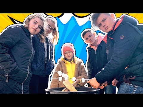 Видео: ВЫЖИВАНИЕ в Экстремальных Условиях! Амелька и ребята остались ОДНИ!