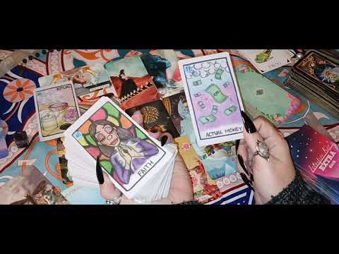 Видео: Есть группа, которая готовит дело против этого человека... коллективный иск? Информатор?