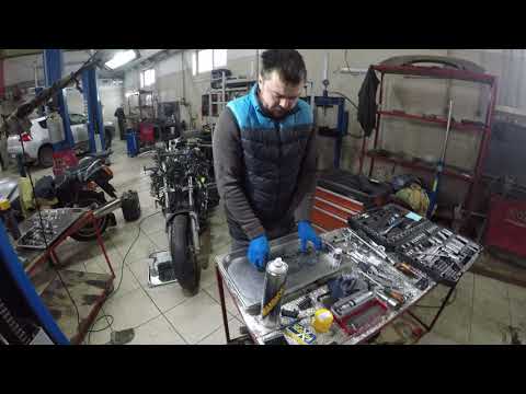 Видео: Ремонт Хонда ST1300 Pan European. Снимаем ГБЦ. Repair Honda ST1300 Pan European