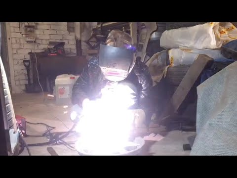 Видео: Взял в руки сварочник и тут такое!