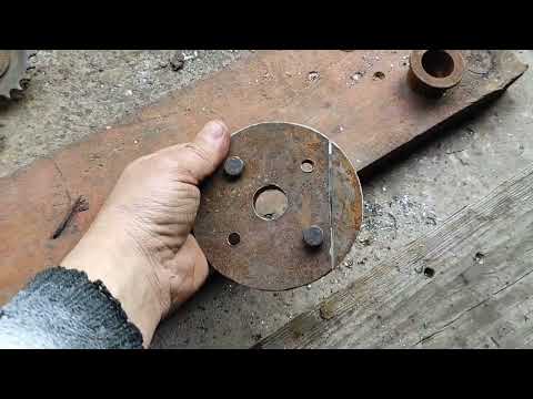 Видео: гарбузова сівалка з внесенням добрив при посіві.