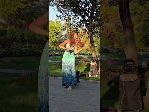 Видео: Хуторянка